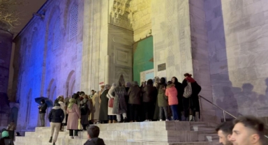 Bursa'da Berat Kandili Ulu Cami'de dualarla idrak edildi