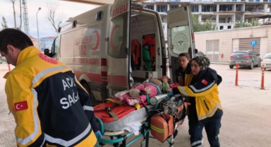 Hafif ticari aracın çarptığı çocuk ağır yaralandı