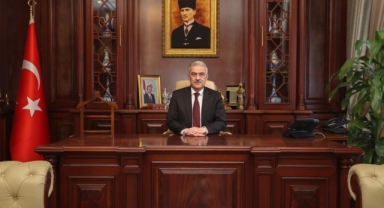 Vali Erol Ayyıldız: 