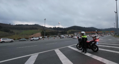 Bayram dönüşü Bursa otoyolunda yoğunluk: İstanbul istikametinde trafik yavaşladı
