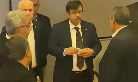 BURULAŞ’TA GERİLİM TIRMANIYOR: ÖZEL HALK OTOBÜSÇÜLERİ İSYANDA