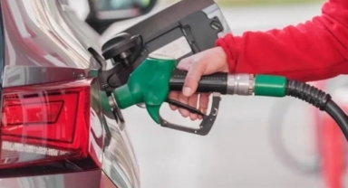 Akaryakıta dev bir zam daha: Motorinin litresi 85 lirayı aştı