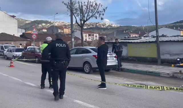 Bursa'da silahlı saldırı: Yaralı halde kaçıp polise sığındı