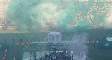 Bursa'da tarihi akşam, timsah geri döndü