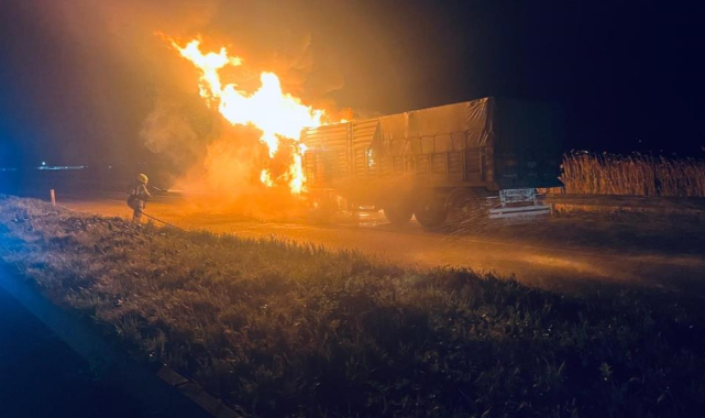 Karacabey’de tır yangını: Bursa yolu trafiğe kapandı