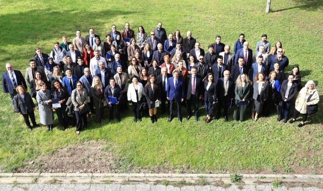 Rektör Yılmaz, başarılı akademisyenlerle bir araya gelmeye devam ediyor