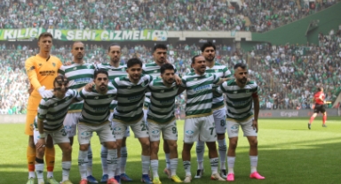 Şampiyon Bursaspor! 5-1’lik skorla TFF 1. Lig’e 