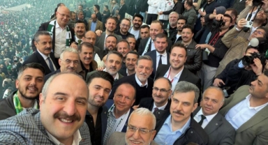 TBMM Komisyon Başkanı Mustafa Varank, Bursa protokolüyle şampiyonluğu kutladı