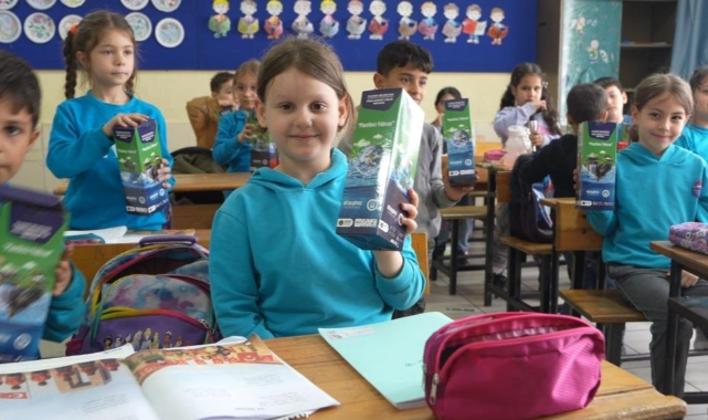 Yıldırım'da plastiğe fren: 31 okula arıtma, 32 bin öğrenciye matara