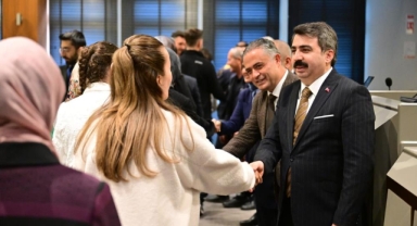 Başkan Oktay Yılmaz belediye personeliyle bayramlaştı