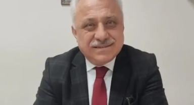 Bursa siyasetinin tanınan ismi eczacı Ayhan Özbek hayatını kaybetti