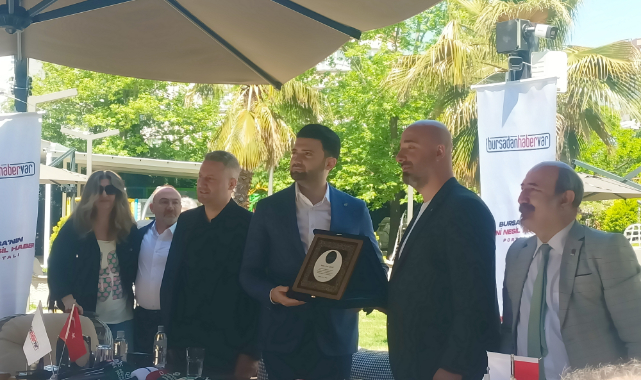 Bursaspor’da Transfer Hamlesi: 1 İmza Tamam, 2 Oyuncu Yolda