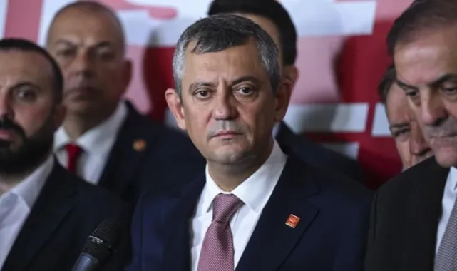AK Parti, Özgür Özel'in dokunulmazlığının kaldırılacağı iddiasını yalanladı