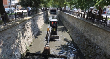 Büyükşehir'den derelerde temizlik seferberliği 