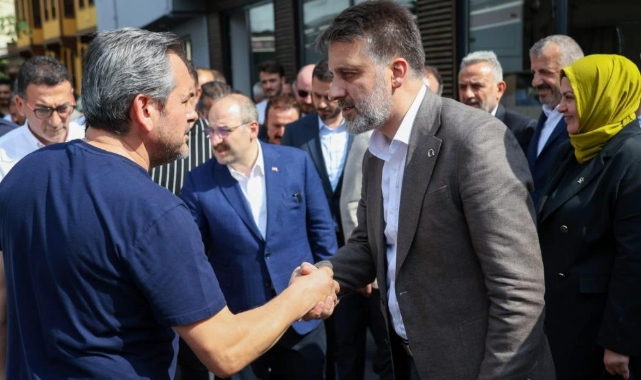 Kayhan Çarşısı'nda yaralar sarılıyor