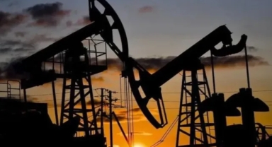 Trump'ın İran mesajı piyasaları sarstı: Petrol tırmandı, altın düştü