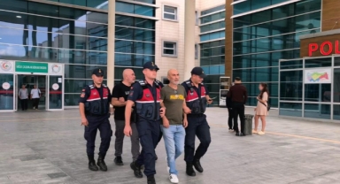 Ünlü yönetmen Ezel Akay ve kardeşi adliyeye sevk edildi