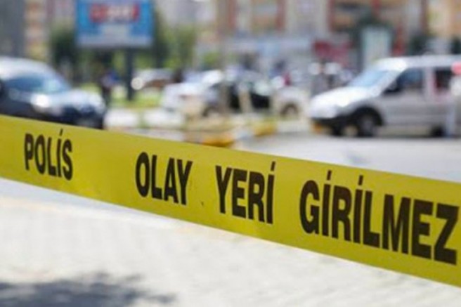 4-5 erkek kadın kıyafeti giydirip makyaj yaptıkları erkeğe tecavüz etti!