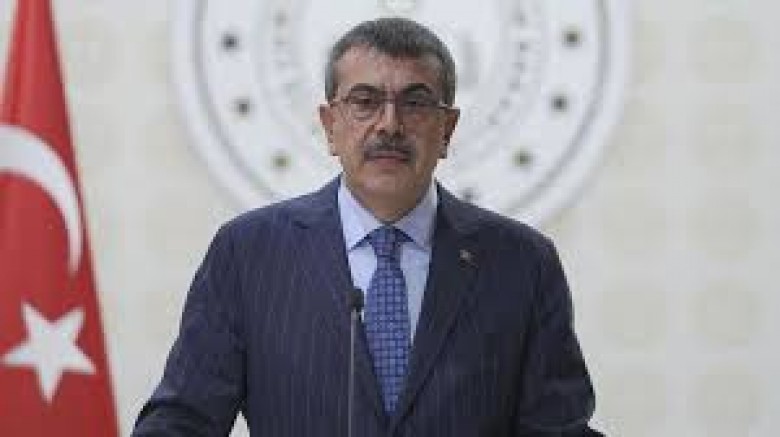 Bakan Tekin, Fransız Okulları İddialarını Reddetti: 'Ahlaksızca Bir Yalan'
