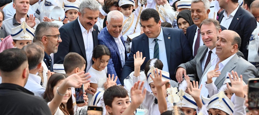 Bursa Büyükşehir’den sünnet şöleni coşkusu