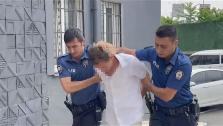 Dava Günü Eşini Vurdu!