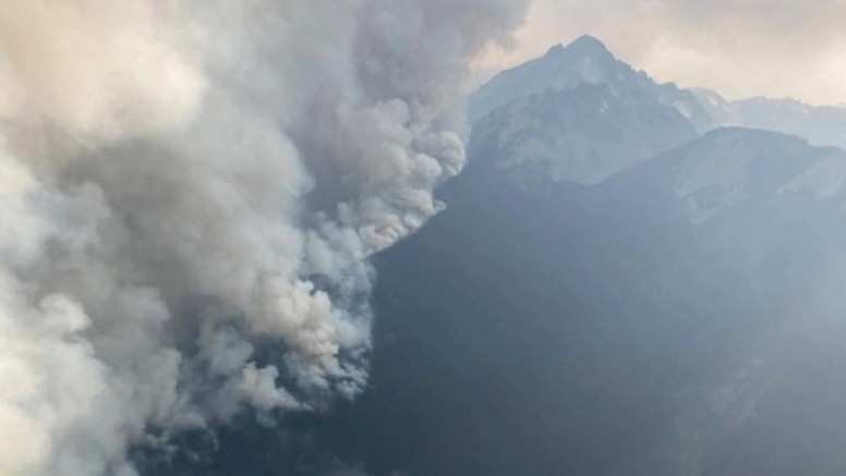 Kanada'da yangınlar sönmüyor: 35 bin kişiye daha tahliye