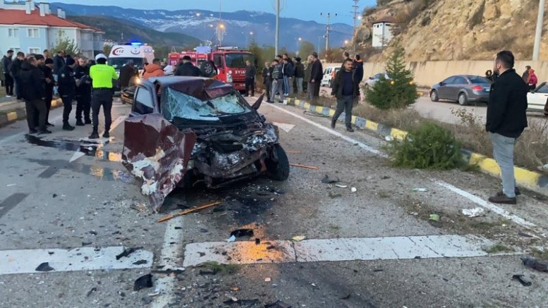 Karabük'te trafik kazası: 1 ölü, 4 yaralı