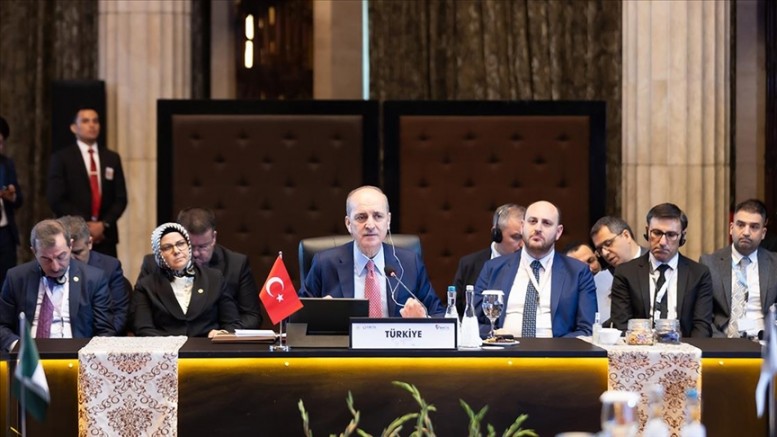 Kurtulmuş: (Guterres'in Refah Sınır Kapısı'ndan içeri sokulmaması) BM'nin yırtılıp çöp tenekesine atıldığının ilanıdır