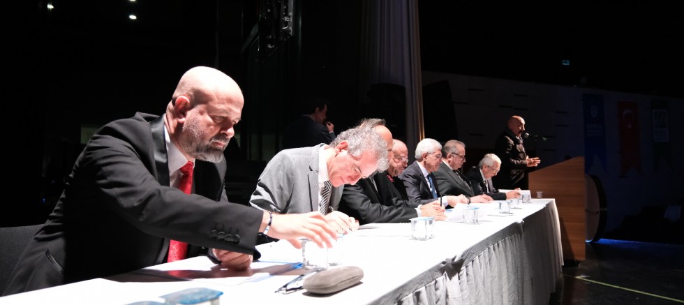 Mevlana şiirlerinden besteler yarıştı
