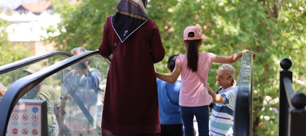 Yürüyen merdivenler tekrar Bursalıların hizmetinde