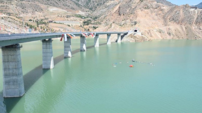 Yusufeli-Artvin yolu artık sadece 75 kilometre